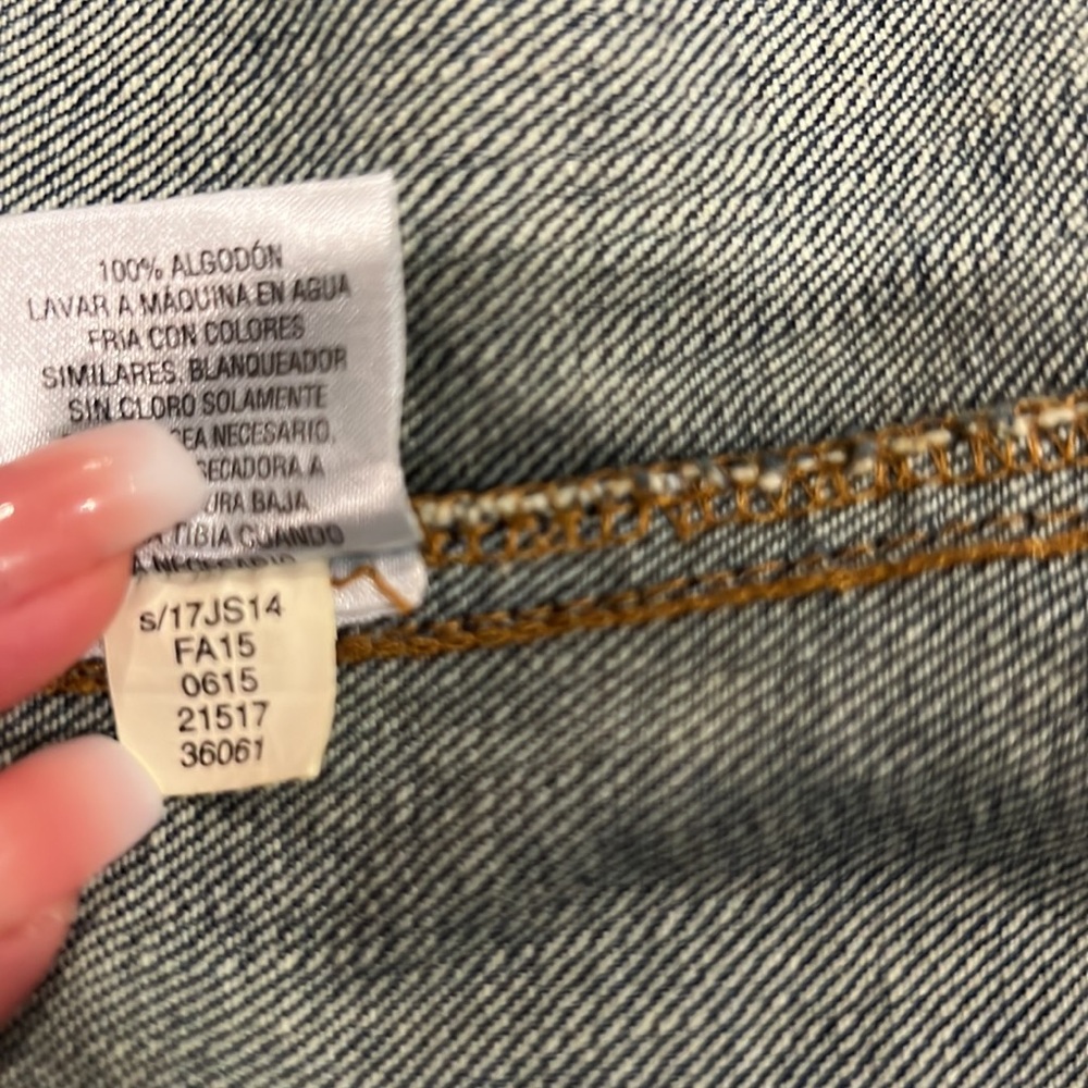 Medium Jean jacket - Picture 8 of 8